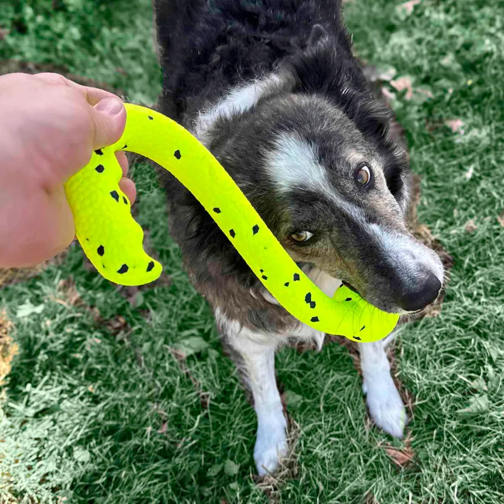 Kong Reflex Tug 'N Fetch 30,5x13,5x6cm